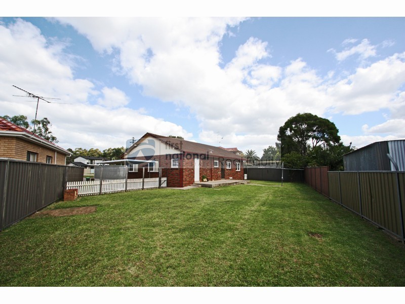 57 Bungarra Crescent, Chipping Norton NSW 2170