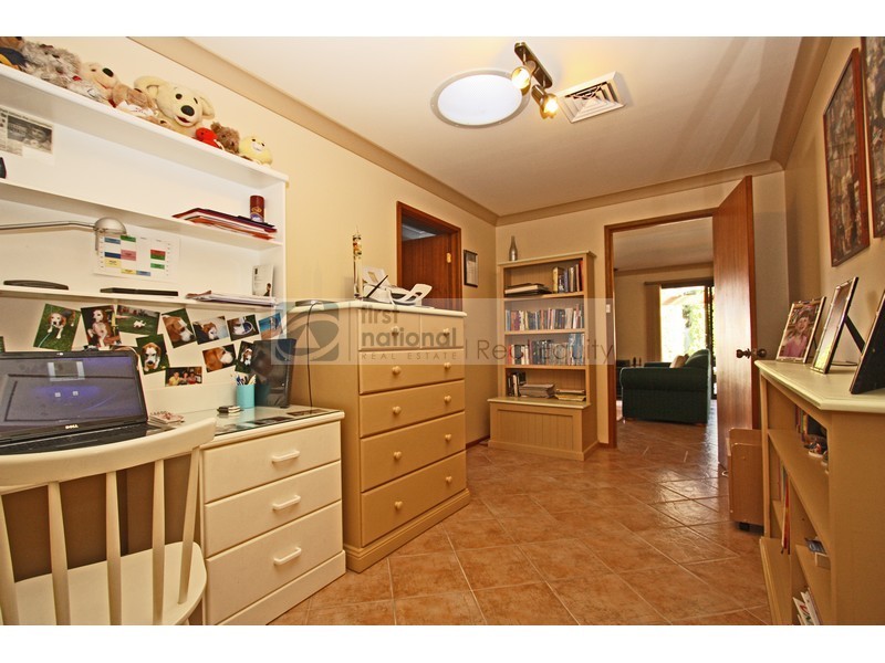 16 Padbury Street, Chipping Norton NSW 2170