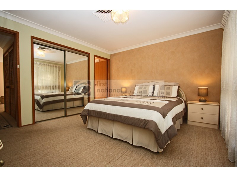 16 Padbury Street, Chipping Norton NSW 2170