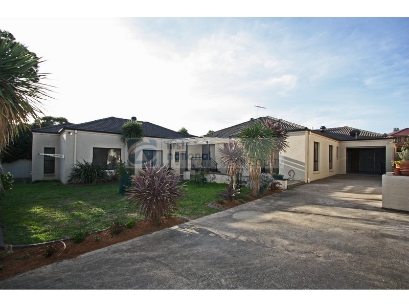 4 Restio Court, Voyager Point NSW 2172