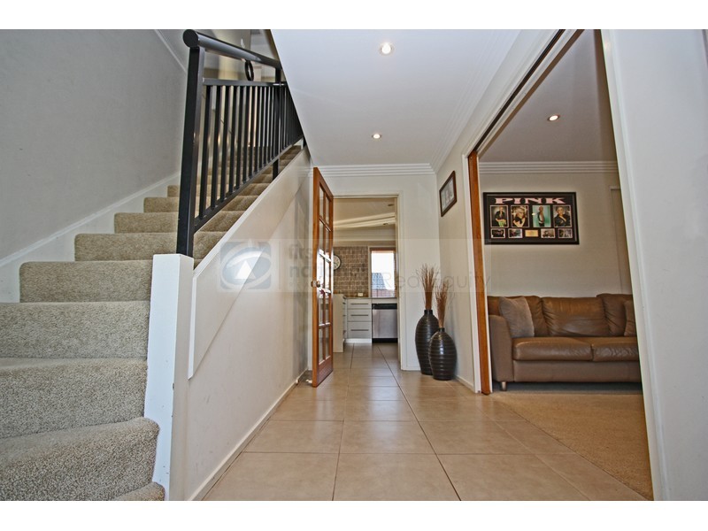 1 Witham Place, Chipping Norton NSW 2170