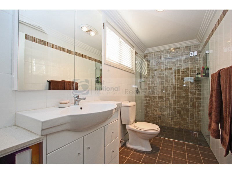 1 Witham Place, Chipping Norton NSW 2170