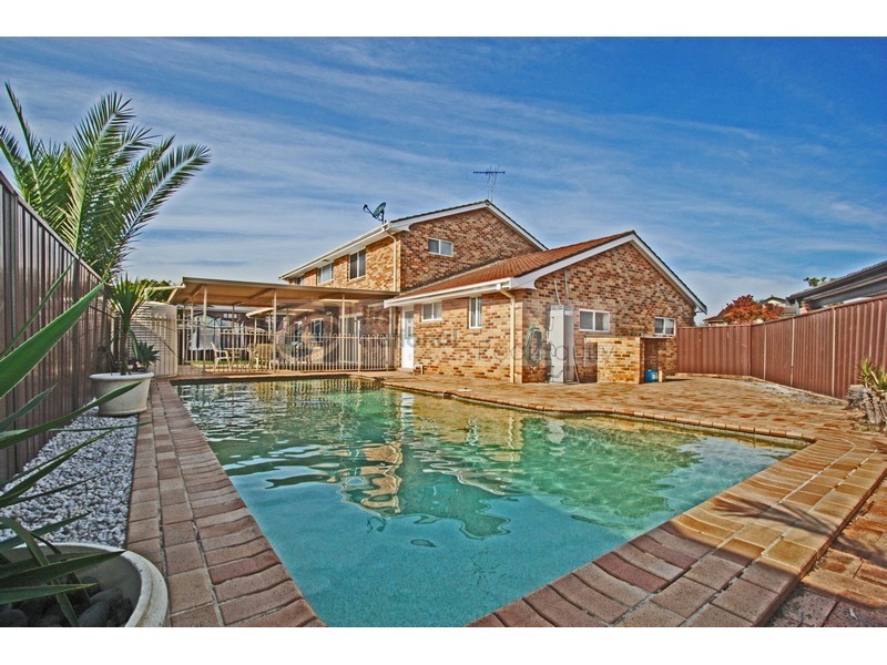 1 Witham Place, Chipping Norton NSW 2170