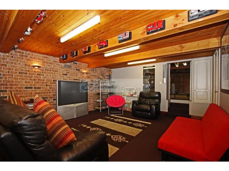 17 Corben Street, Moorebank NSW 2170