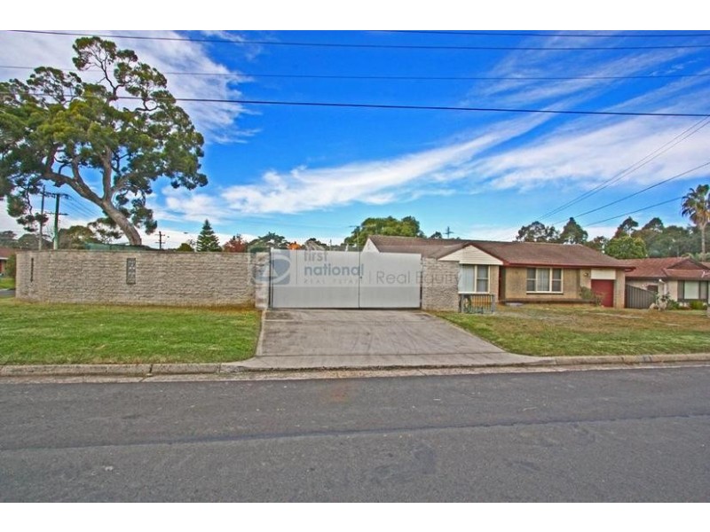 68 Renton Avenue, Moorebank NSW 2170