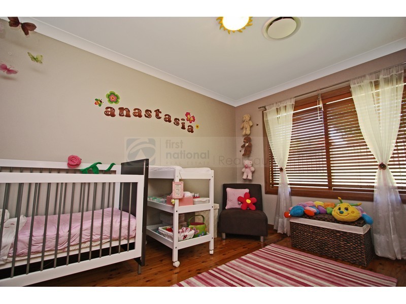 31 Bangalow Avenue, Chipping Norton NSW 2170