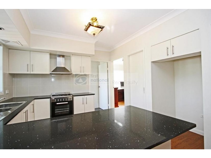 3 Abingdon Street, Chipping Norton NSW 2170