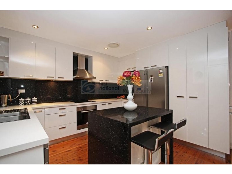 2 Carcoola Avenue, Chipping Norton NSW 2170