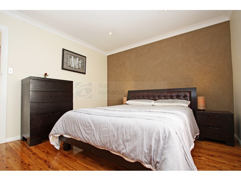 10 Boolarong Avenue, Chipping Norton NSW 2170