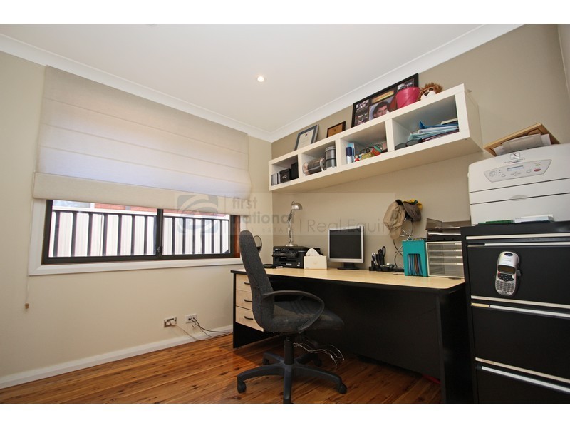 10 Boolarong Avenue, Chipping Norton NSW 2170