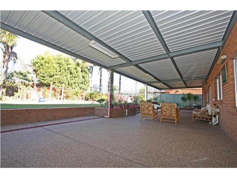 8 Padbury Street, Chipping Norton NSW 2170