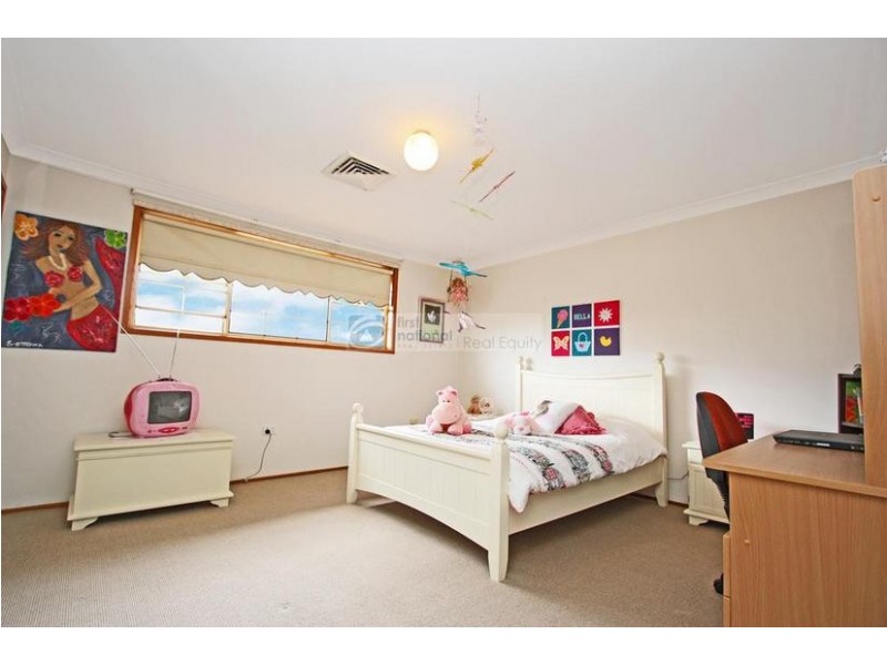 78 Rugby Crescent, Chipping Norton NSW 2170