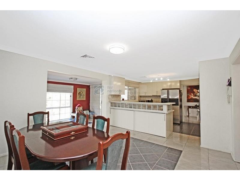 100 Renton Avenue, Moorebank NSW 2170