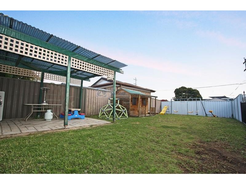 44 Magree Crescent, Chipping Norton NSW 2170