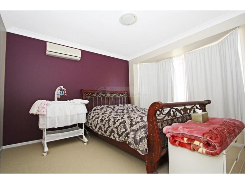 7 Brickendon Court, Wattle Grove NSW 2173