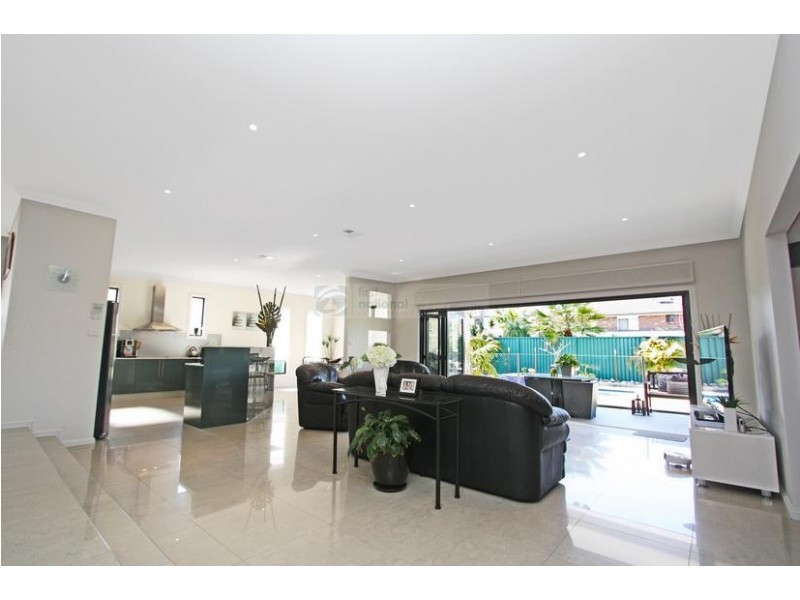 55 Wolverton Avenue, Chipping Norton NSW 2170