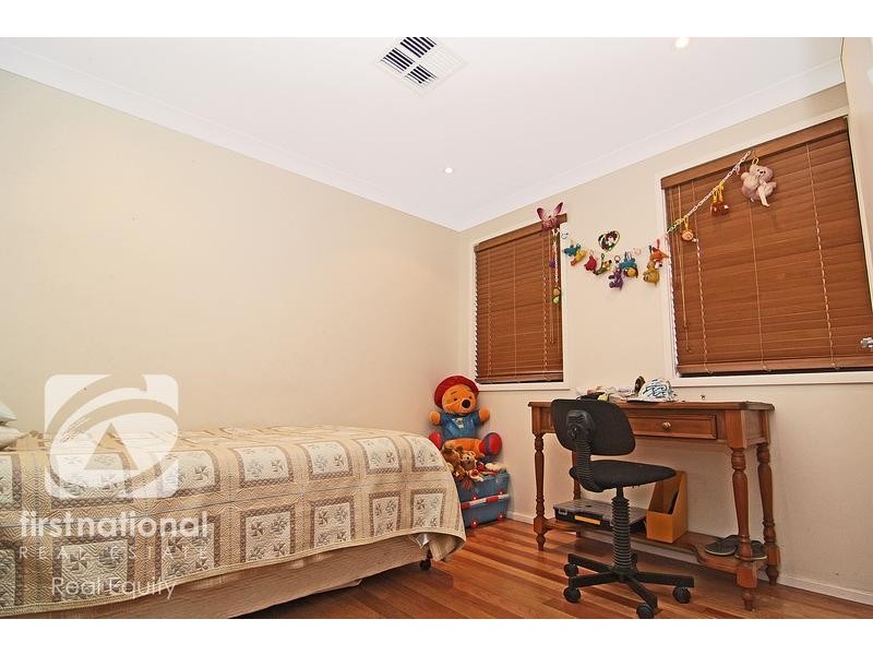 21 Malinya Crescent, Moorebank NSW 2170