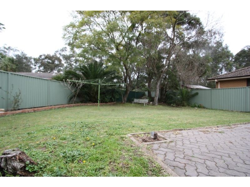 12 Swindon Place, Chipping Norton NSW 2170