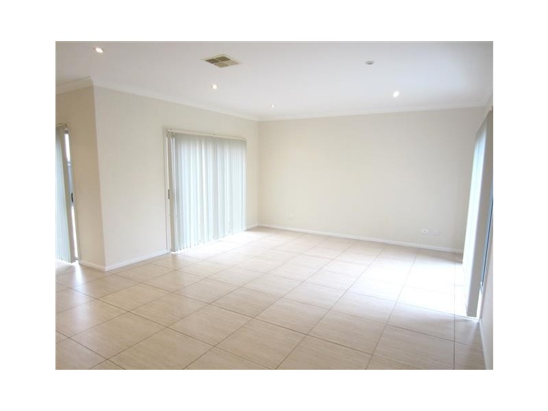 5/127 Alfred Road, Chipping Norton NSW 2170