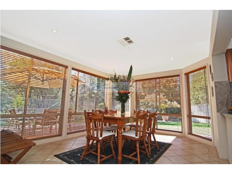 18 Sanctuary Place, Chipping Norton NSW 2170