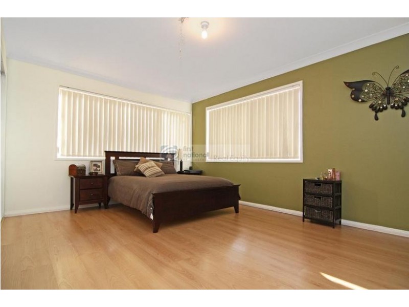 3 Dalby Place, Chipping Norton NSW 2170