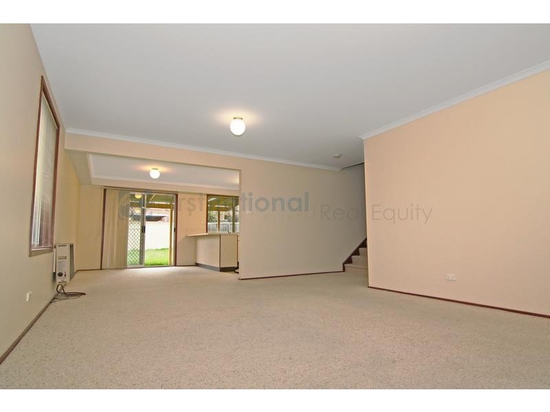 68a Nottingham Crescent, Chipping Norton NSW 2170