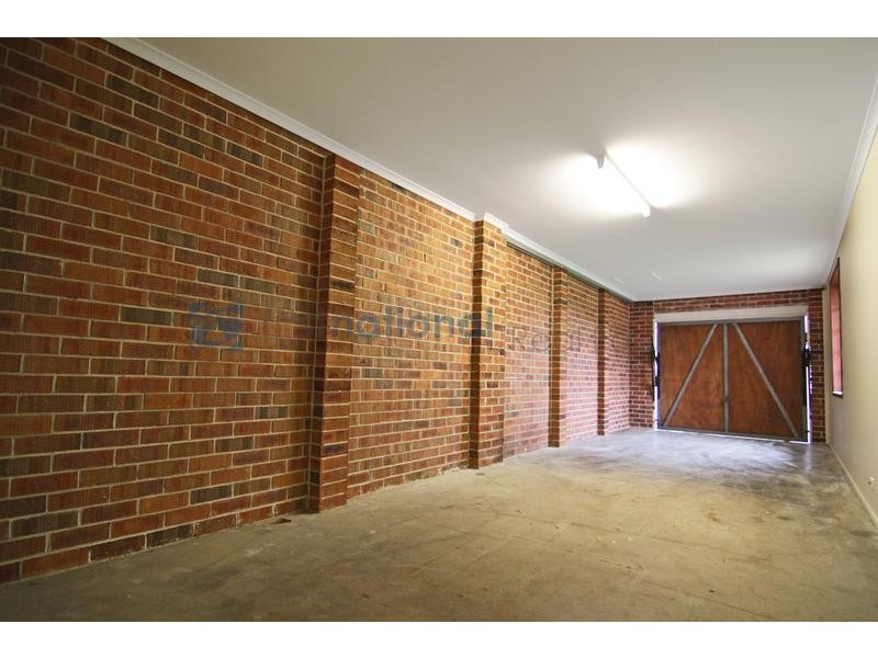 68a Nottingham Crescent, Chipping Norton NSW 2170