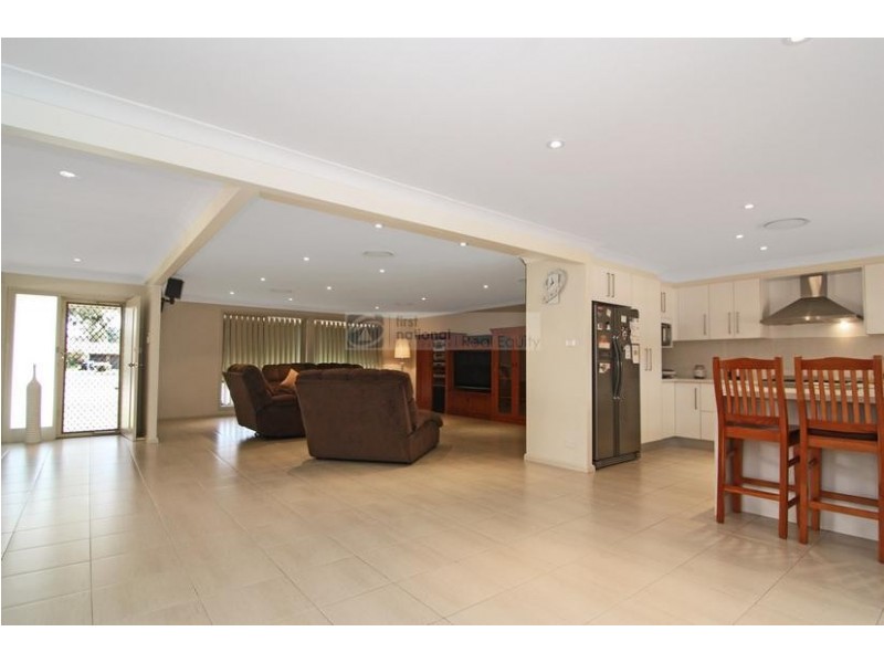 31 Wolverton Avenue, Chipping Norton NSW 2170