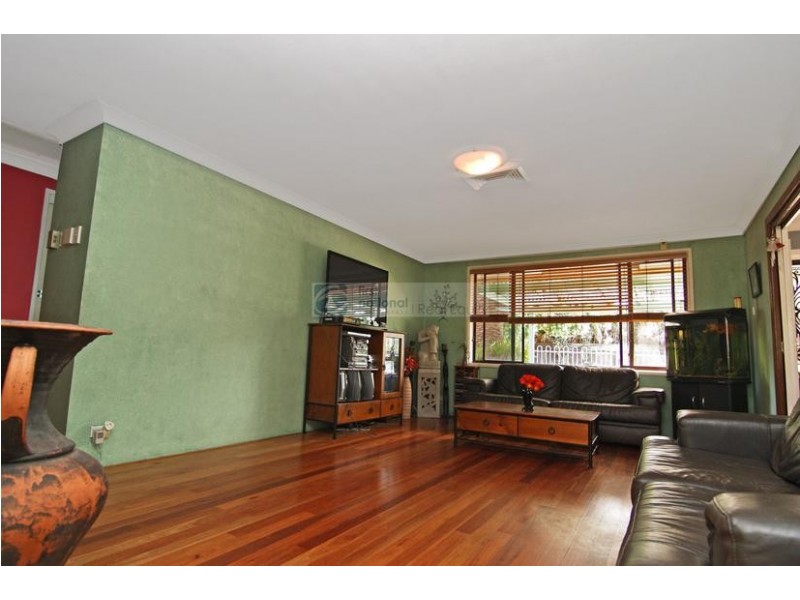 51 Bungarra Crescent, Chipping Norton NSW 2170