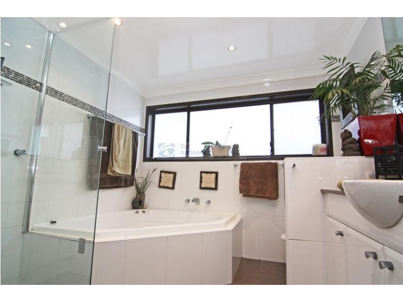 51 Bungarra Crescent, Chipping Norton NSW 2170