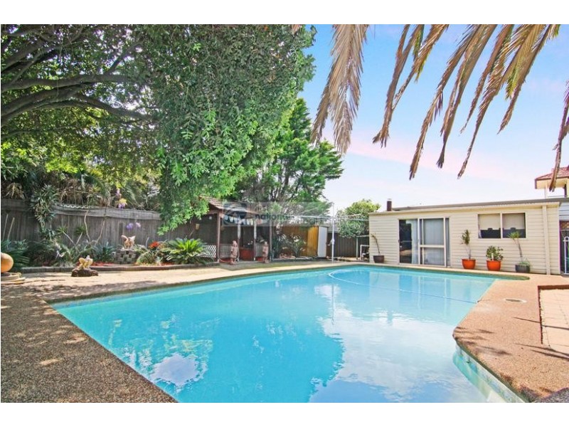 51 Bungarra Crescent, Chipping Norton NSW 2170