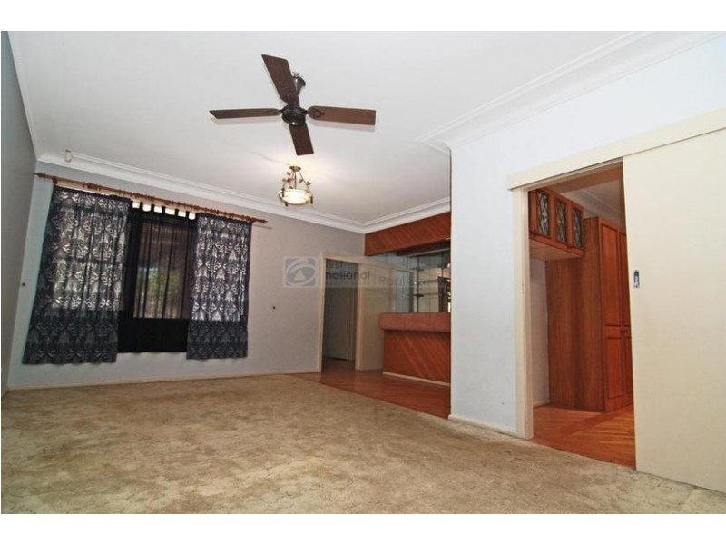 14 Longstaff Avenue, Chipping Norton NSW 2170