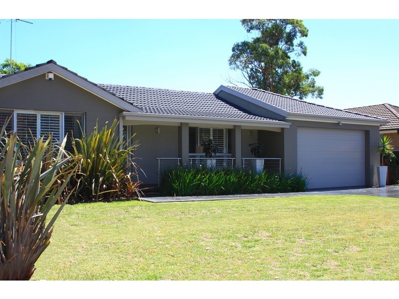 16 Rugby Crescent, Chipping Norton NSW 2170
