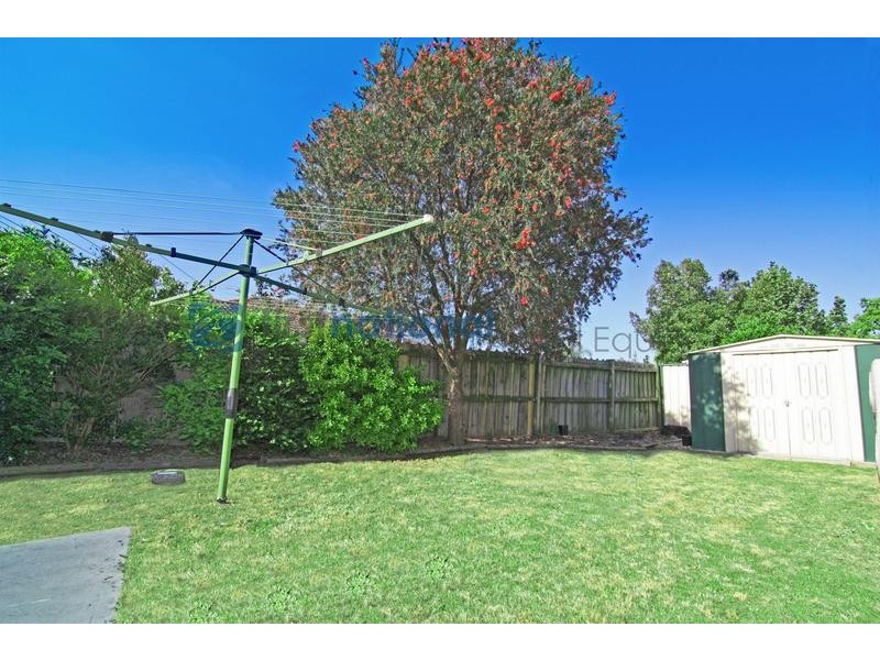 19 Gracemere Court, Wattle Grove NSW 2173