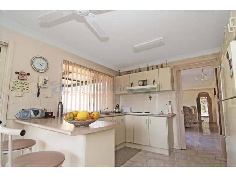 4 Colo Court, Wattle Grove NSW 2173