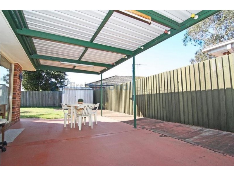 4 Colo Court, Wattle Grove NSW 2173