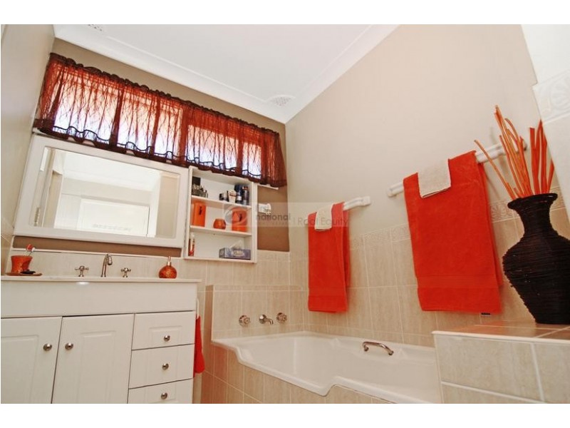 20 Lucas Avenue, Moorebank NSW 2170