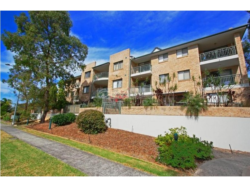 2/211 Frank Oliveri Drive, Chipping Norton NSW 2170