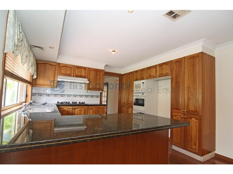1 Cheltenham Street, Chipping Norton NSW 2170
