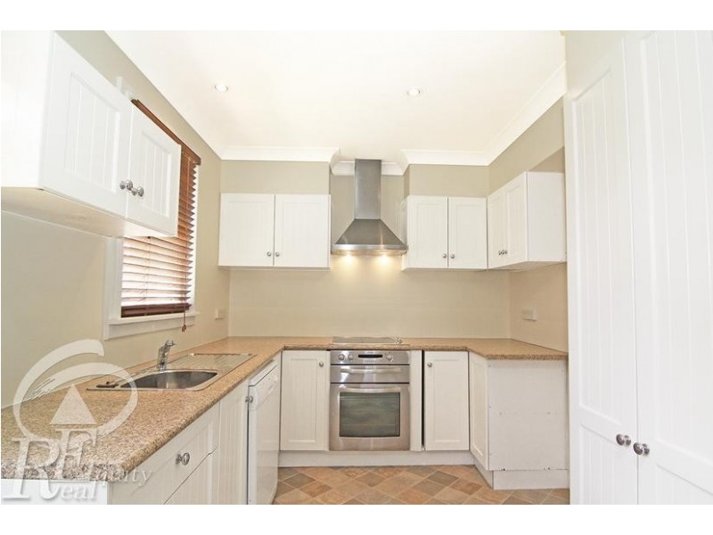 15 Mubo Crescent, Holsworthy NSW 2173