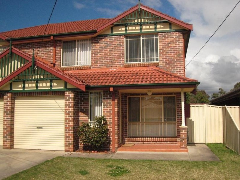 23a Selway Avenue, Moorebank NSW 2170