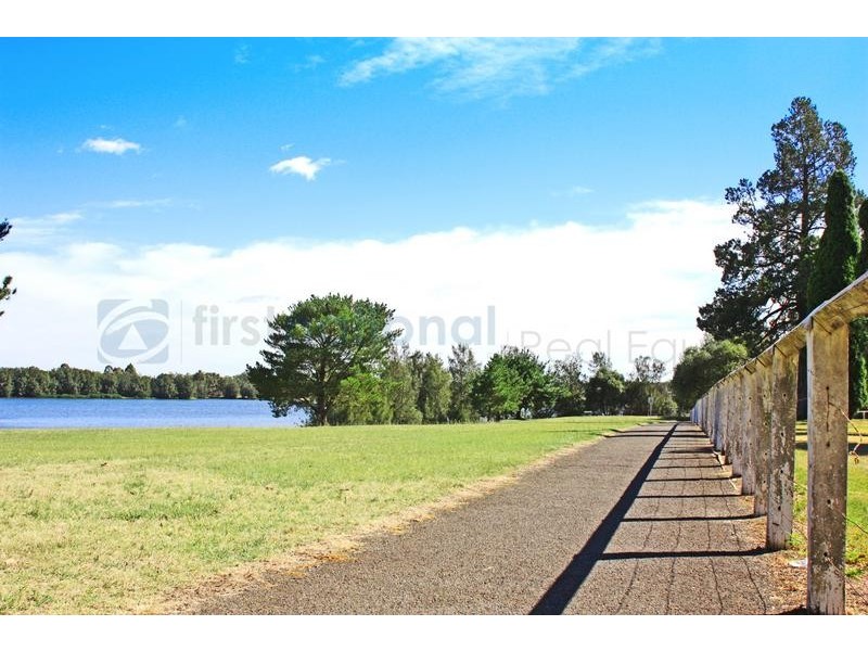 6/2 Mead Drive, Chipping Norton NSW 2170