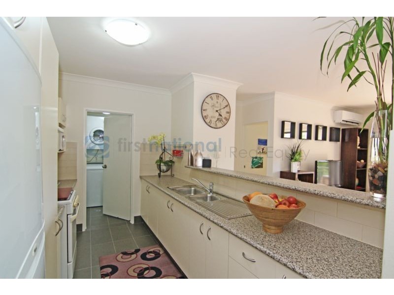 25/211 Mead Place, Chipping Norton NSW 2170