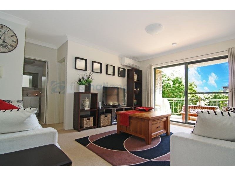 25/211 Mead Place, Chipping Norton NSW 2170