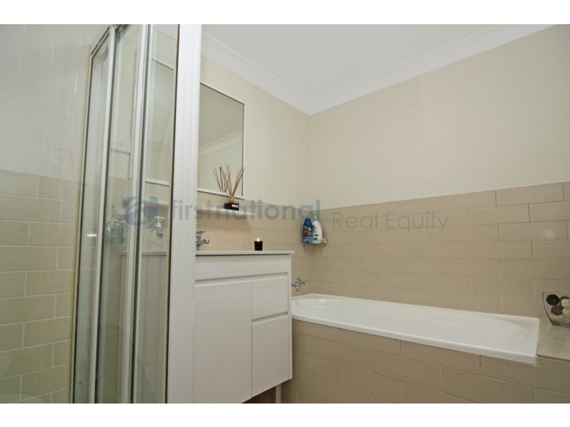 25/211 Mead Place, Chipping Norton NSW 2170