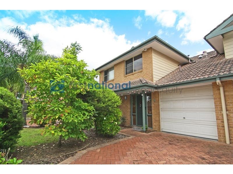 4 Frank Oliveri Drive, Chipping Norton NSW 2170