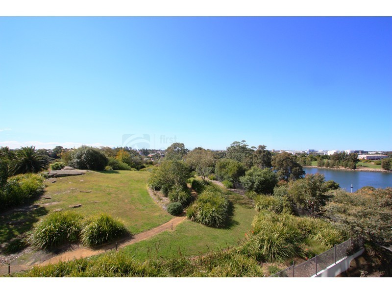 510/2 Brodie Spark Drive, Wolli Creek NSW 2205
