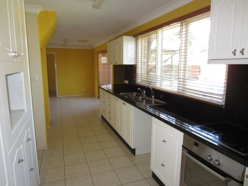 19 Lavington Avenue, Chipping Norton NSW 2170