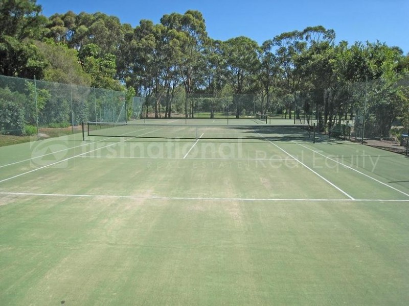 13/2 Mead Drive, Chipping Norton NSW 2170