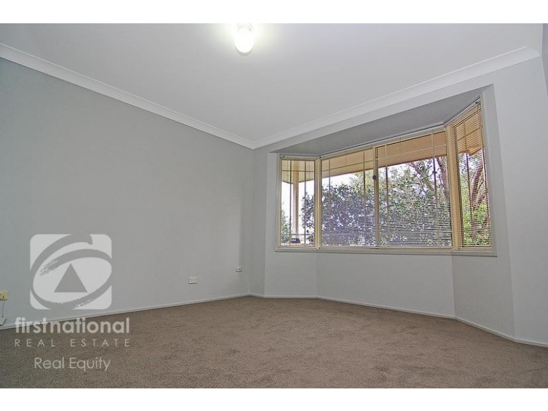 25 Exford Place, Wattle Grove NSW 2173